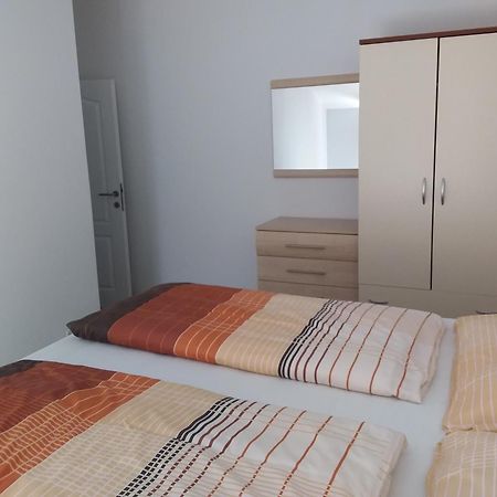 House Apartments Ariamare Poreč Eksteriør bilde