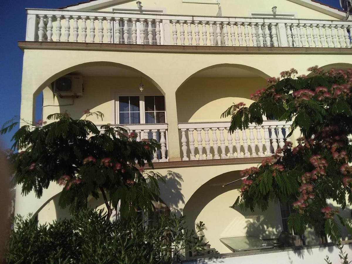House Apartments Ariamare Poreč Eksteriør bilde