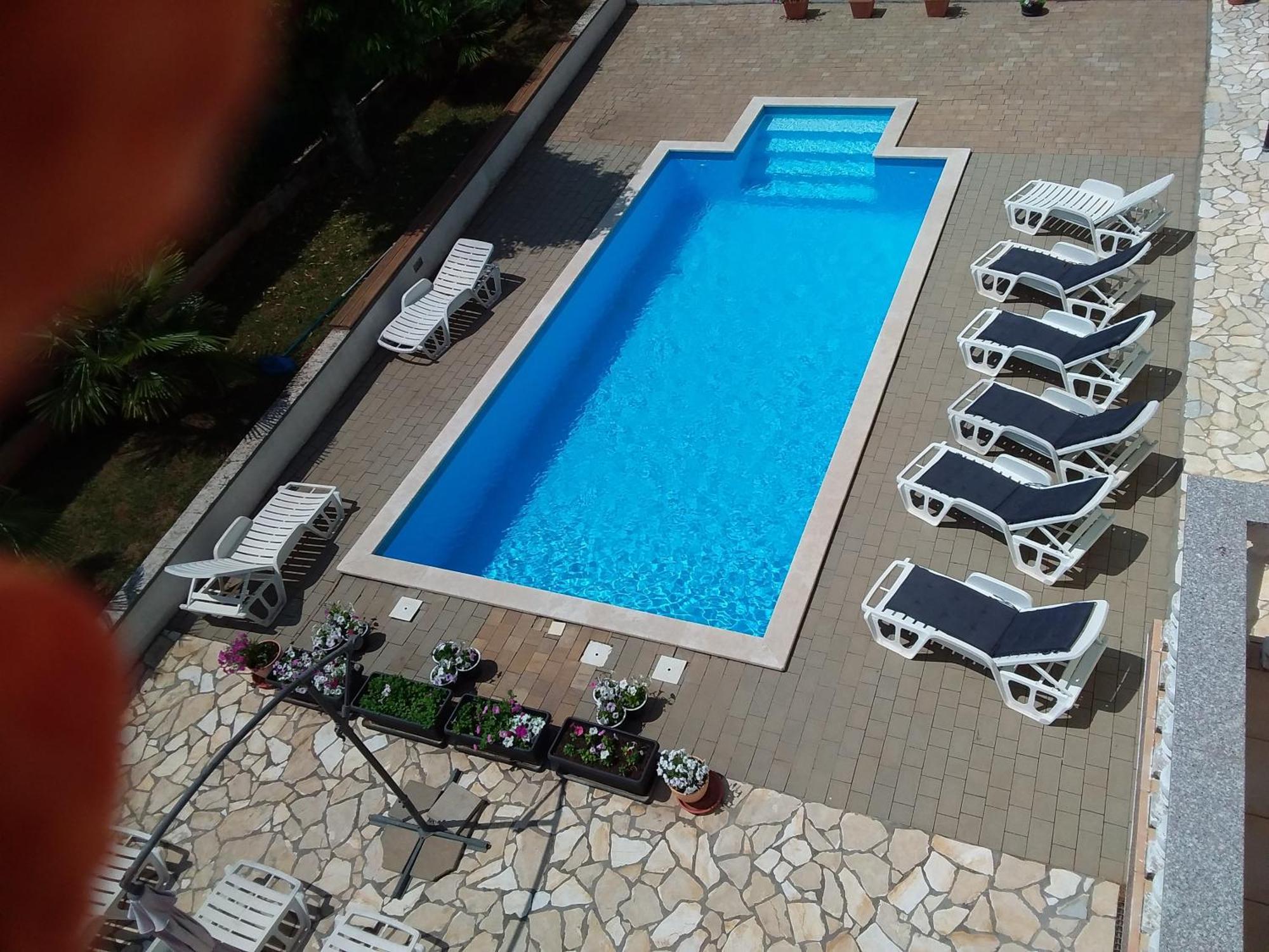 House Apartments Ariamare Poreč Eksteriør bilde