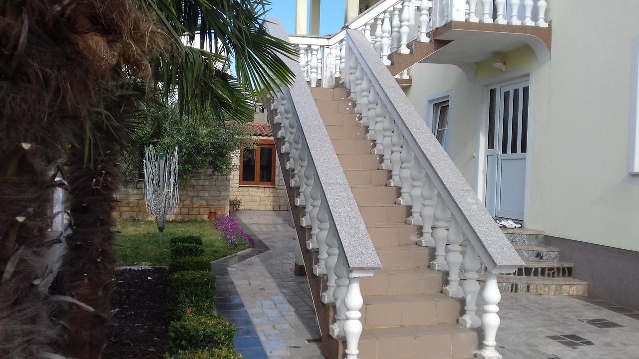 House Apartments Ariamare Poreč Eksteriør bilde