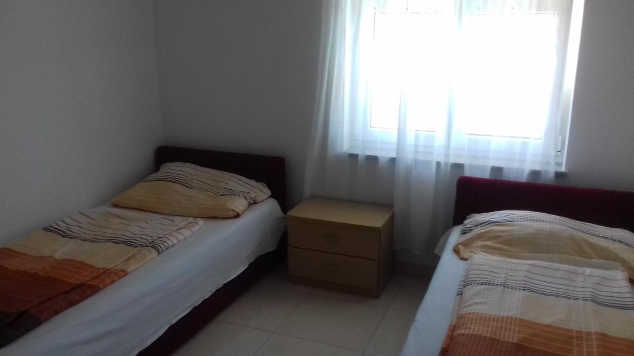 House Apartments Ariamare Poreč Eksteriør bilde